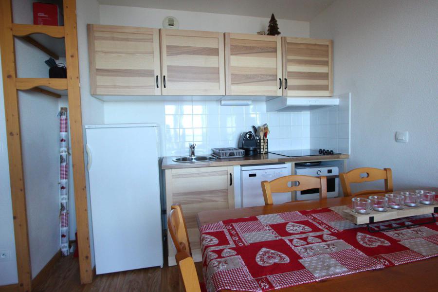 Skiverleih 2-Zimmer-Appartment für 6 Personen (010) - Résidence la Grive - Chamrousse - Wohnzimmer