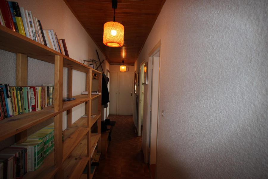 Wynajem na narty Apartament 3 pokojowy 6 osób (203) - Résidence le Cap 2000 - Chamrousse - Korytarz