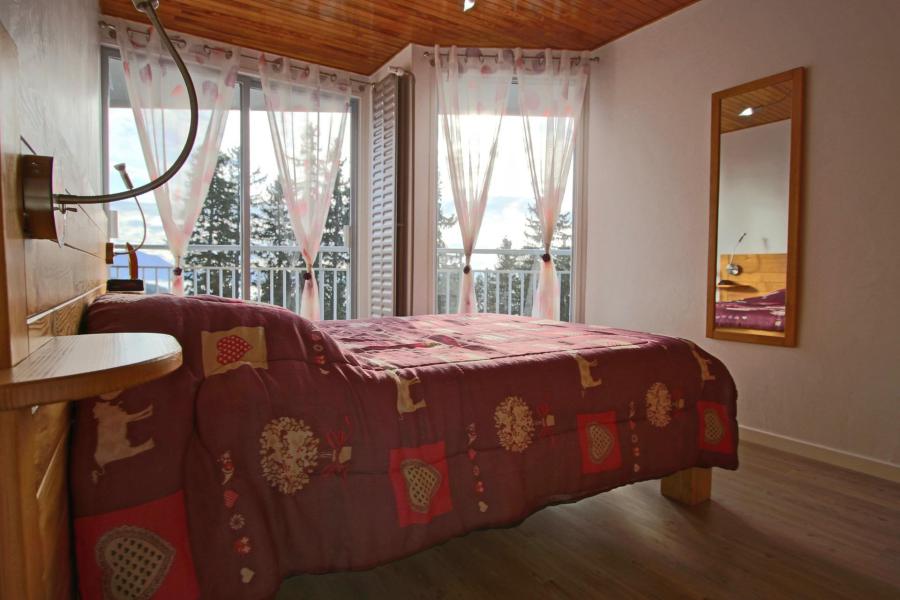 Rent in ski resort 3 room apartment 6 people (202) - Résidence le Carina - Chamrousse - Bedroom