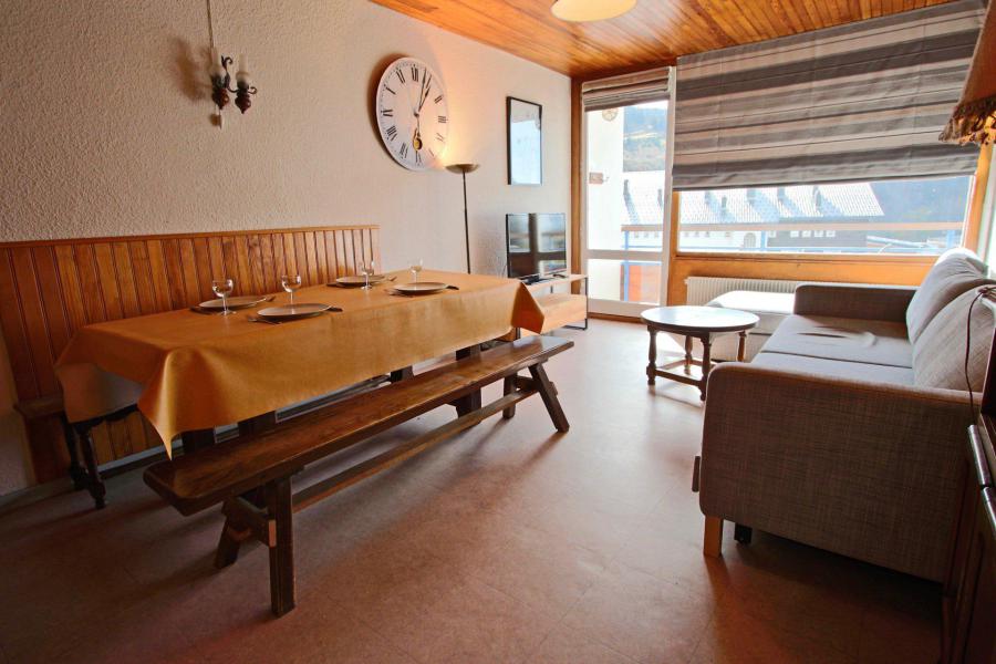 Rent in ski resort 2 room apartment 6 people (205) - Résidence le Chamois - Chamrousse - Living room