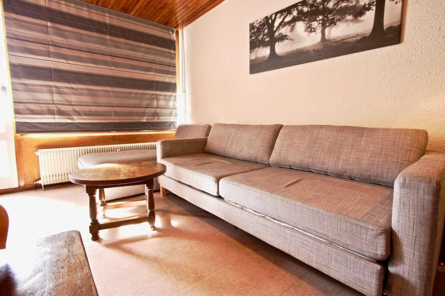 Rent in ski resort 2 room apartment 6 people (205) - Résidence le Chamois - Chamrousse - Living room
