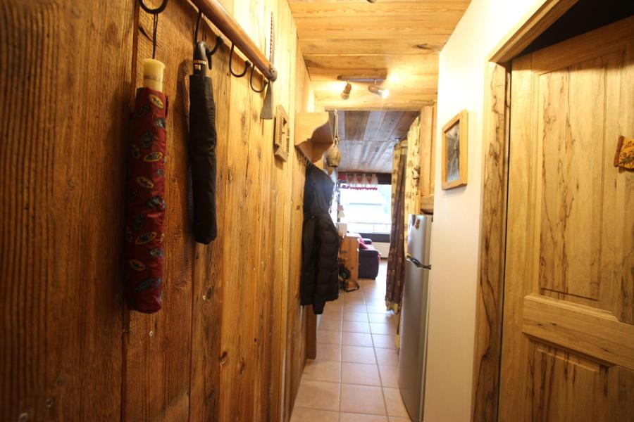 Location au ski Studio cabine 4 personnes (107) - Résidence le Chamois - Chamrousse - Couloir