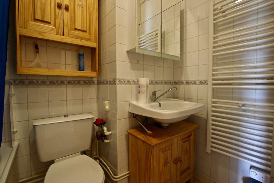 Soggiorno sugli sci Studio per 3 persone (003) - Résidence le Claret - Chamrousse - Bagno con doccia