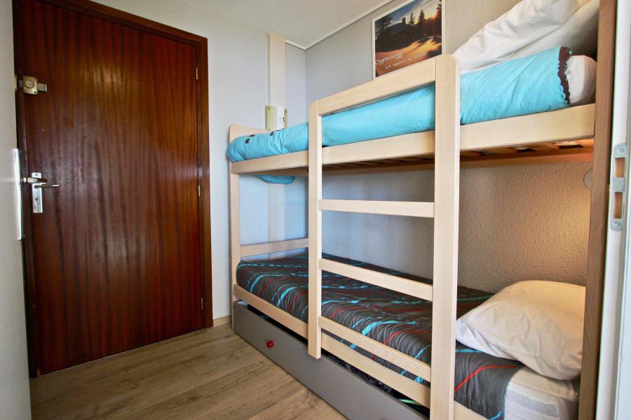 Rent in ski resort 2 room apartment sleeping corner 6 people (1215) - Résidence le Vernon - Chamrousse - Bedroom