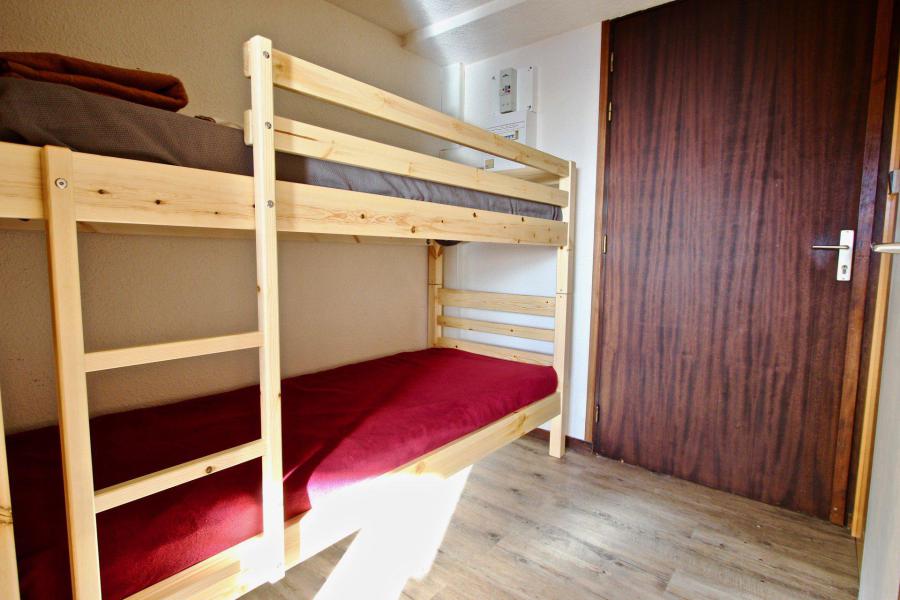 Rent in ski resort Studio sleeping corner 4 people (0208) - Résidence le Vernon - Chamrousse - Bedroom