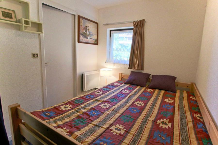 Skiverleih 2-Zimmer-Holzhütte für 6 Personen (031) - Résidence les Marmottes - Chamrousse - Schlafzimmer