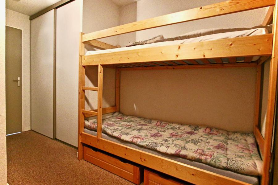 Alquiler al esquí Apartamento cabina para 4 personas (209) - Résidence les Marmottes - Chamrousse - Habitación