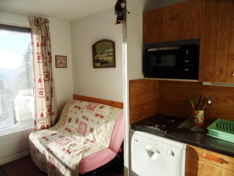 Rent in ski resort Studio cabin 4 people (308) - Résidence les Marmottes - Chamrousse - Living room