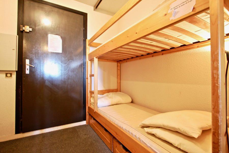 Rent in ski resort Studio sleeping corner 6 people (214) - Résidence les Marmottes - Chamrousse - Bedroom