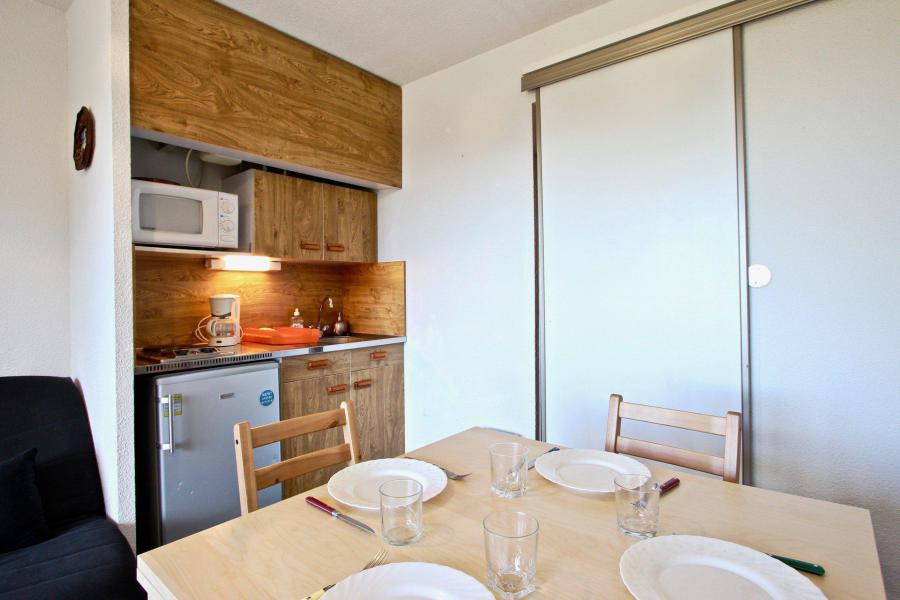Rent in ski resort Studio sleeping corner 6 people (214) - Résidence les Marmottes - Chamrousse - Kitchen