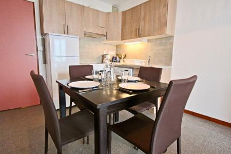 Rent in ski resort 2 room apartment cabin 6 people (210) - L'AIGUILLE - Chamrousse - Apartment
