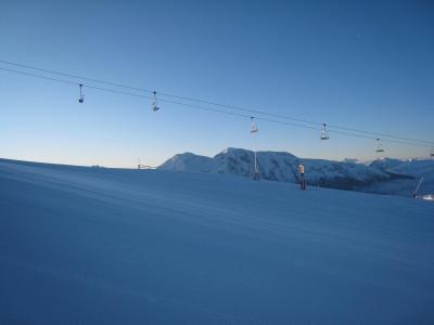 Ski verhuur Appartement 2 kabine kamers 6 personen (210) - L'AIGUILLE - Chamrousse - Buiten winter