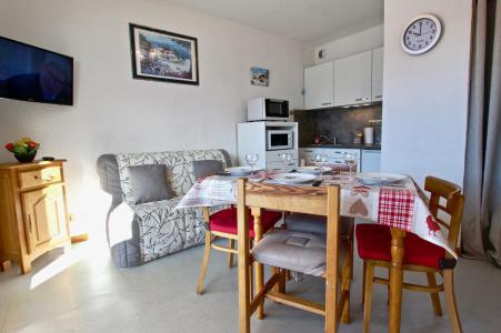 Rent in ski resort Studio sleeping corner 4 people (106) - L'AIGUILLE - Chamrousse - Living room