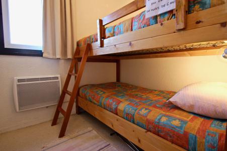 Skiverleih 2-Zimmer-Appartment für 4 Personen (077) - Résidence la Lauzière - Chamrousse - Schlafzimmer