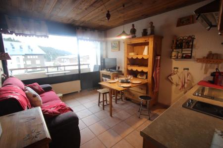 Rent in ski resort Studio cabin 4 people (107) - Résidence le Chamois - Chamrousse - Living room