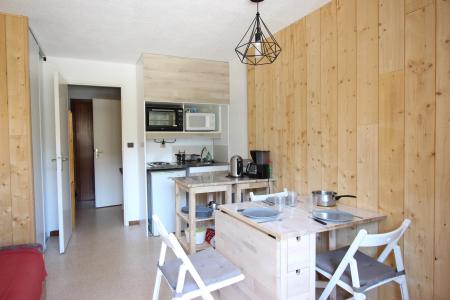 Rent in ski resort Studio sleeping corner 4 people (1118) - Résidence le Vernon - Chamrousse - Living room