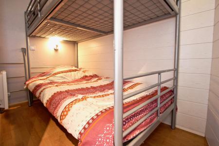 Аренда на лыжном курорте Квартира студия со спальней для 4 чел. (ARO) - Résidence les Arolles - Chamrousse - Комната