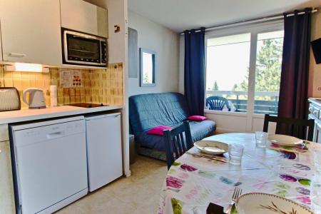 Rent in ski resort Studio cabin 4 people (034) - Résidence les Marmottes - Chamrousse - Living room