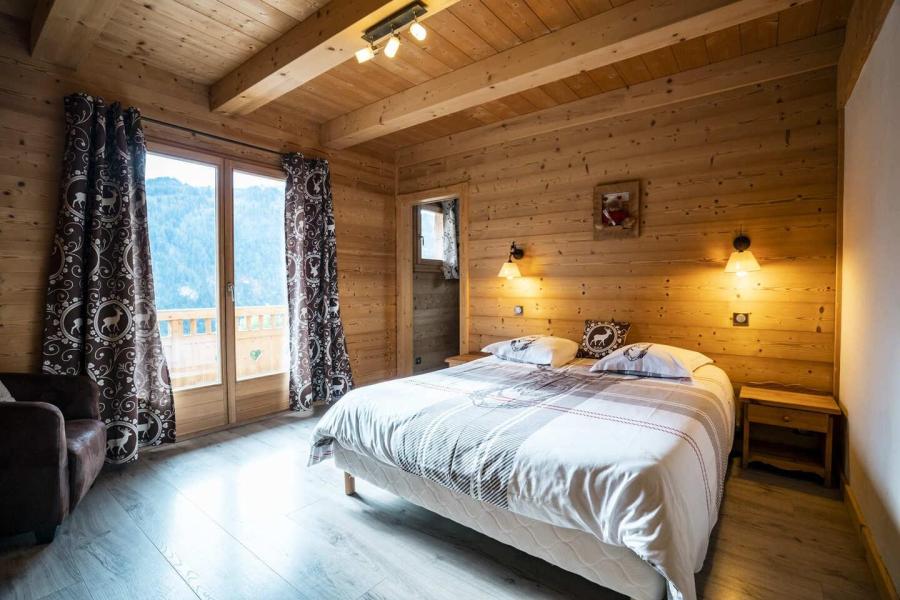 Rent in ski resort 7 room triplex chalet 15 people (Logement 15 personnes) - Chalet Etagne - Châtel - Bedroom