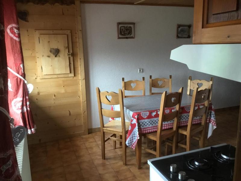 Rent in ski resort 3 room apartment 6 people (2) - Chalet FLEURS DES CHAMPS - Châtel - Dining area
