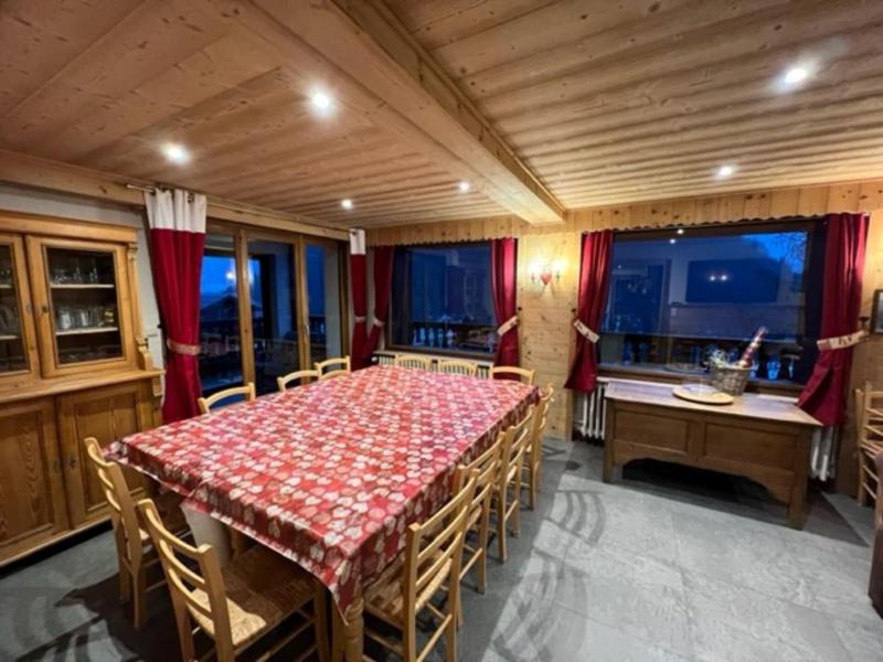 Alquiler al esquí Apartamento 7 piezas para 14 personas - Chalet Jacrose - Châtel - Mesa