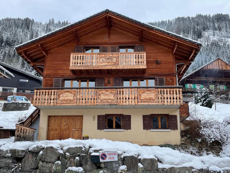 Rent in ski resort 7 room chalet 15 people - Chalet l'Orme - Châtel - Winter outside