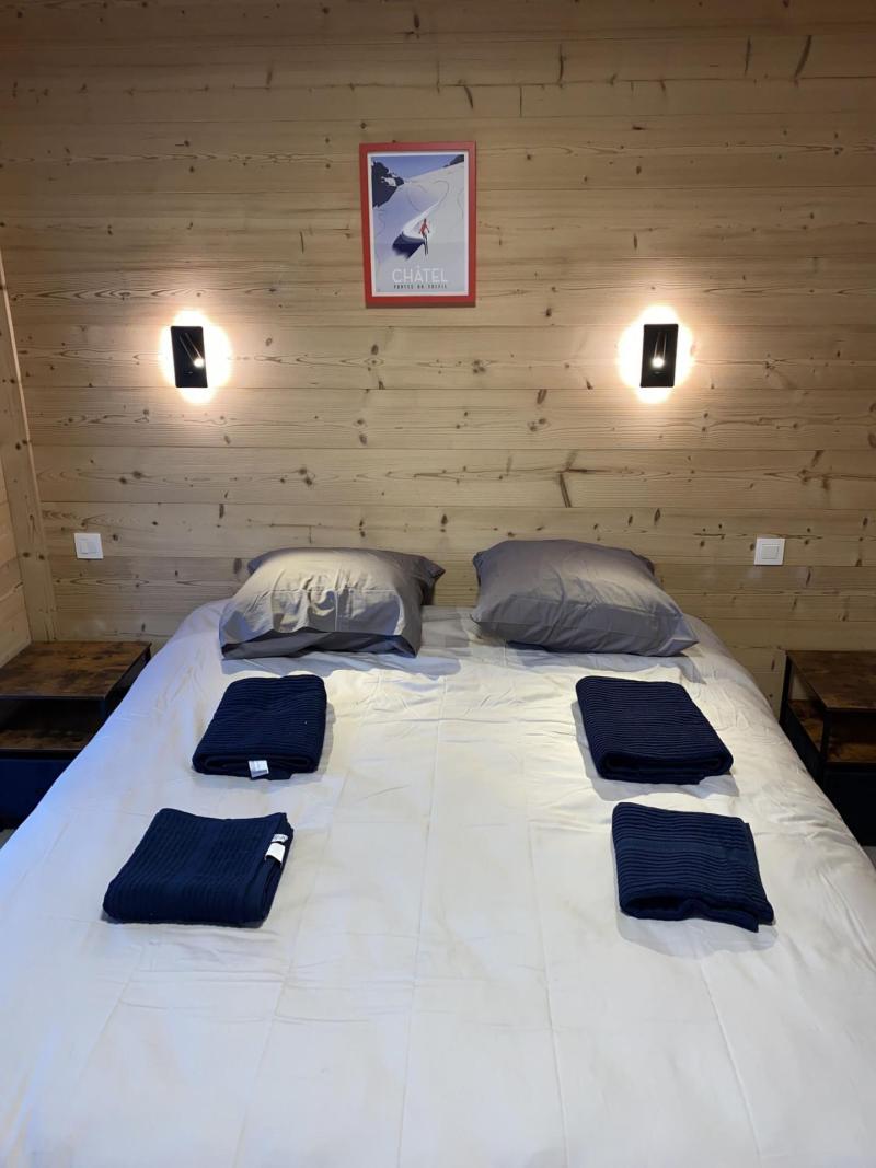 Rent in ski resort 6 room apartment 12 people - Chalet La Ferme de Delphine et François - Châtel - Bedroom