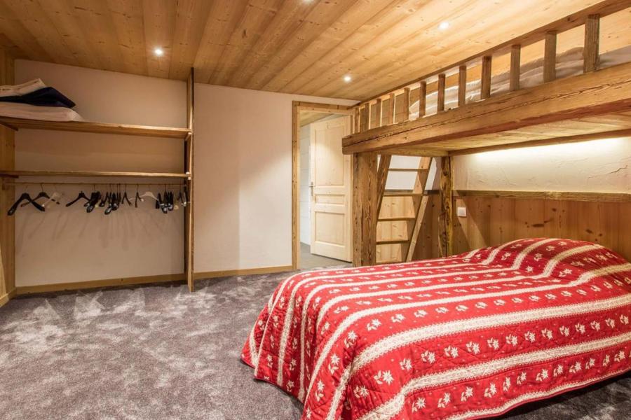 Rent in ski resort 5 room apartment 13 people (Logement 13 personnes) - Chalet LA FERME DU CREUX DU NANT - Châtel - Bedroom