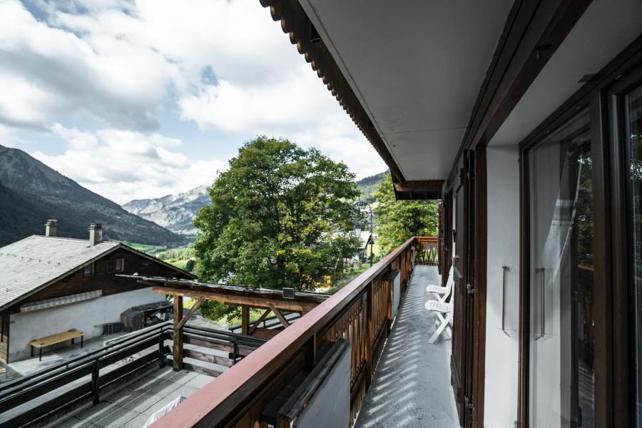 Ski verhuur Appartement 5 kamers 7 personen - Chalet la Puce - Châtel - Balkon