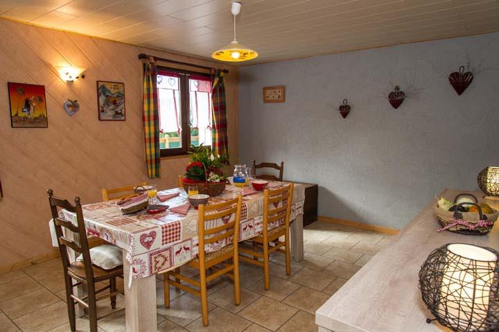Rent in ski resort 3 room apartment 6 people - Chalet le Marmouset - Châtel - Living room