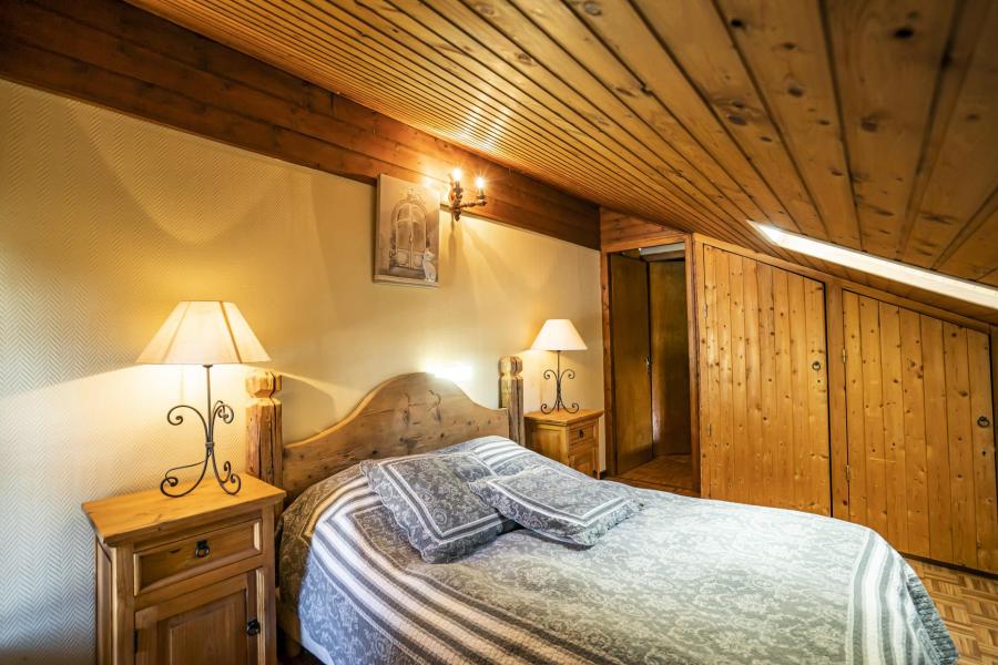 Rent in ski resort 3 room apartment 7 people (3) - Chalet le Vieux Four - Châtel - Bedroom under mansard