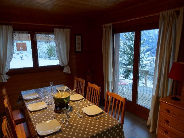 Alquiler al esquí Apartamento 3 piezas para 6 personas - Chalet les Barbules - Châtel - Mesa