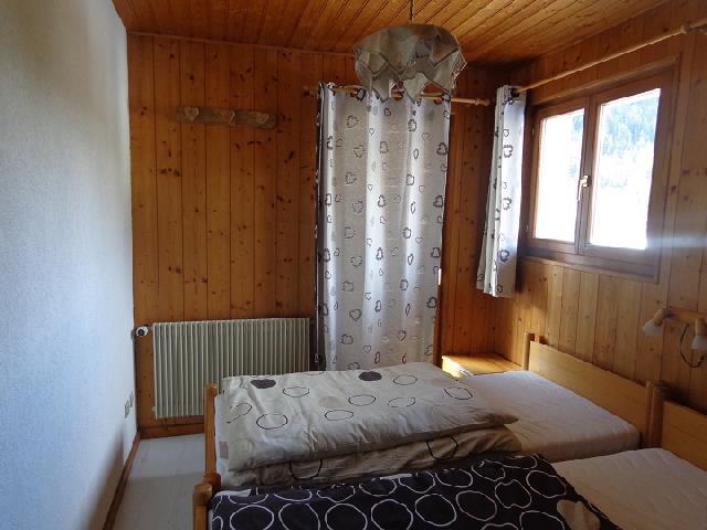 Rent in ski resort 3 room apartment 6 people (2) - Chalet les Bouquetins - Châtel - Bedroom
