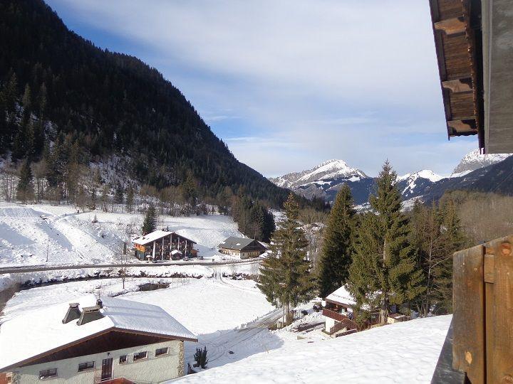 Rent in ski resort 3 room apartment 6 people (1) - Chalet les Bouquetins - Châtel - Winter outside