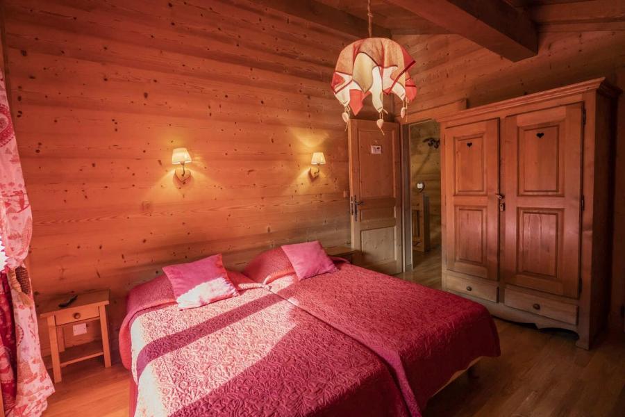 Rent in ski resort 6 room duplex chalet 15 people - Chalet Les Noisetiers - Châtel - Bedroom