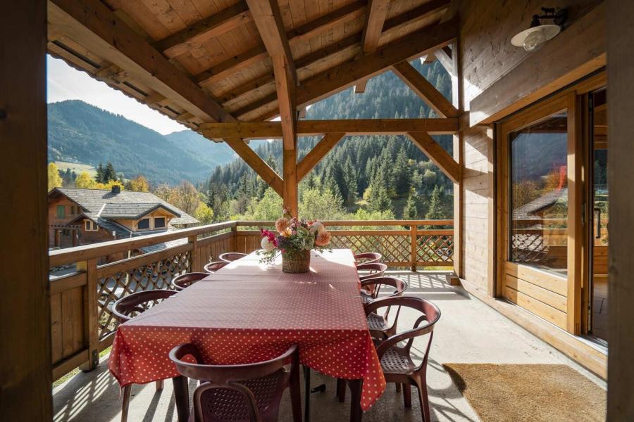 Rent in ski resort 6 room duplex chalet 15 people - Chalet Les Noisetiers - Châtel - Terrace
