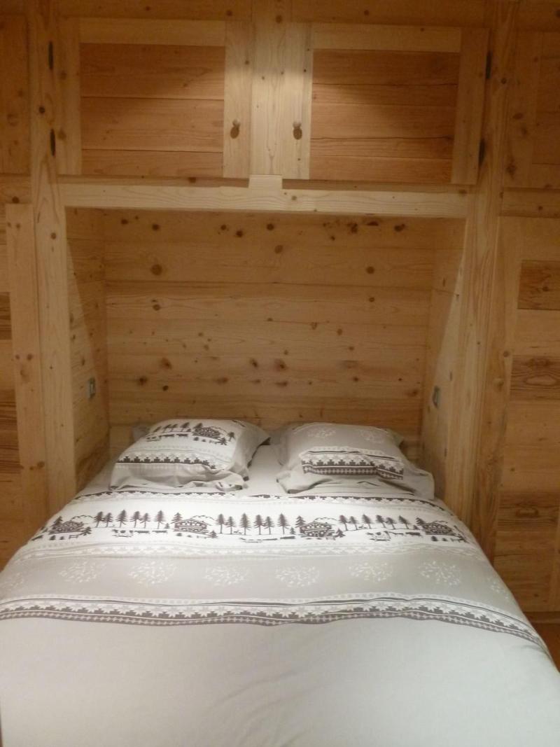 Rent in ski resort 7 room triplex chalet 12 people - Chalet les Tournesols 3 - Châtel - Bedroom