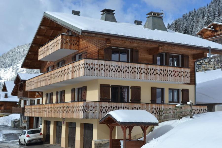 Rent in ski resort 4 room apartment 8 people - Chalet Pensée des Alpes - Châtel - Winter outside