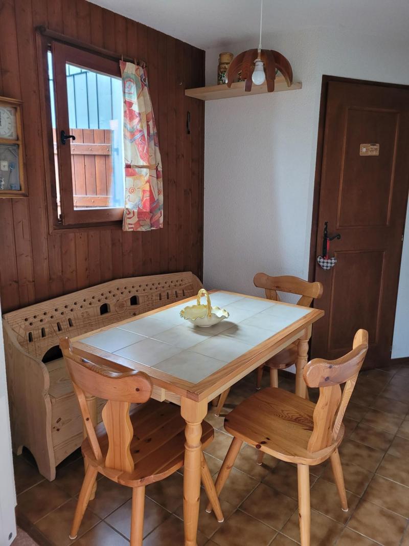 Wynajem na narty Apartament 2 pokojowy 4 osób (E3) - La Résidence l'Alpage - Châtel - Pokój gościnny