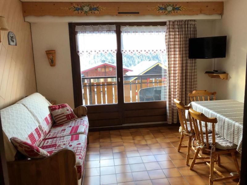 Ski verhuur Studio bergnis 4 personen (116) - Résidence Alpenlake - Châtel - Woonkamer