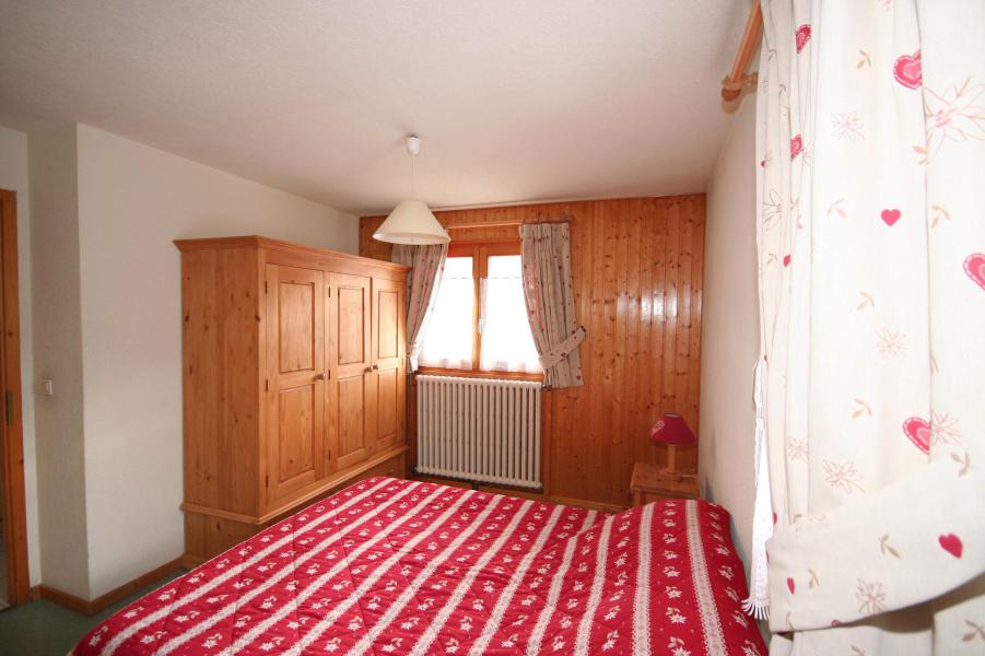 Rent in ski resort 3 room apartment 6 people (6) - Résidence Echo des Montagnes - Châtel - Bedroom