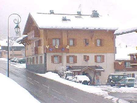 Rent in ski resort Résidence Echo des Montagnes - Châtel - Winter outside