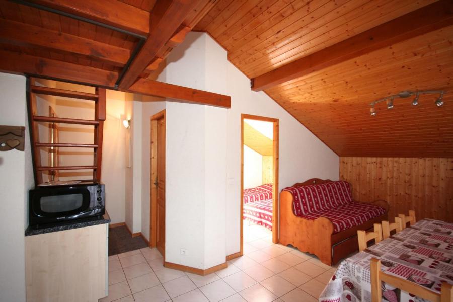 Ski verhuur Appartement 3 kamers mezzanine 7 personen (7) - Résidence Echo des Montagnes - Châtel - Woonkamer