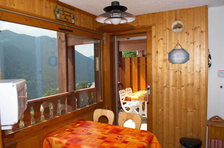 Skiverleih 2-Zimmer-Holzhütte für 4 Personen (6) - Résidence l'Alexandra - Châtel - Wohnzimmer