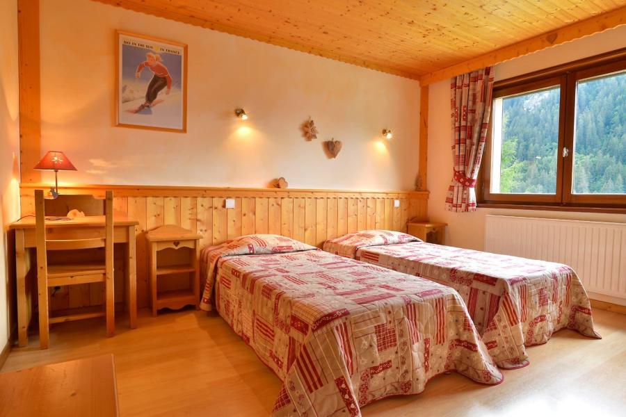 Rent in ski resort 3 room apartment sleeping corner 7 people (003) - Résidence le Blanchot - Châtel - Bedroom