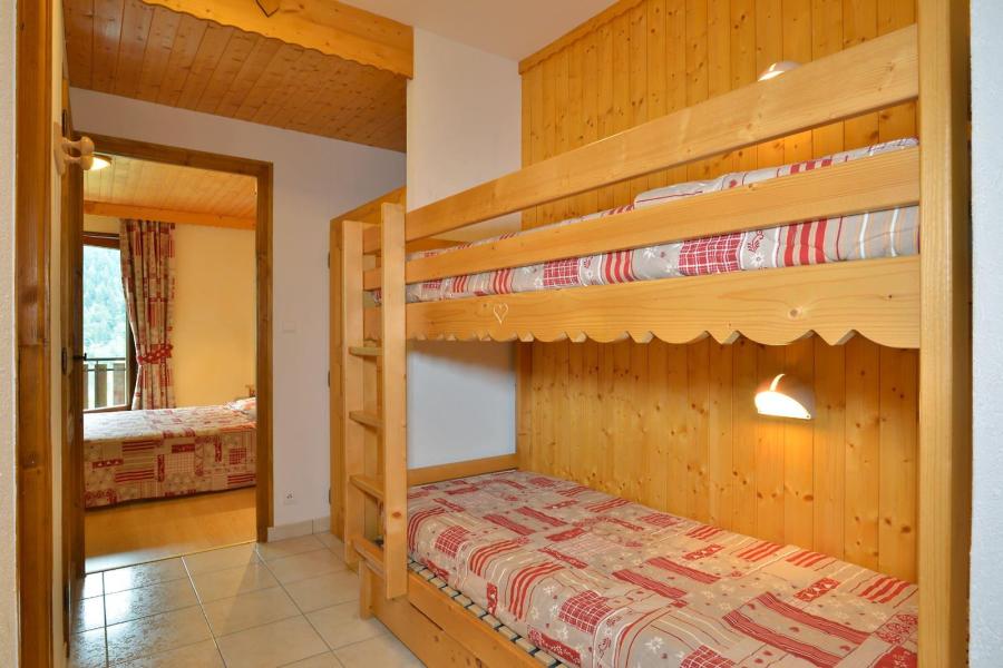 Rent in ski resort 3 room apartment sleeping corner 7 people (003) - Résidence le Blanchot - Châtel - Bedroom