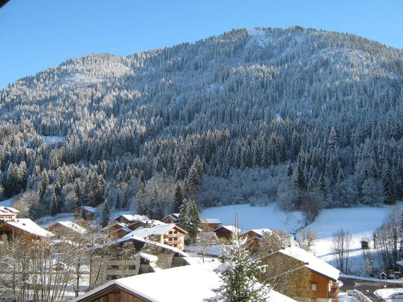 Rent in ski resort Studio cabin 4 people (28A) - Résidence les Voinettes - Châtel - Winter outside