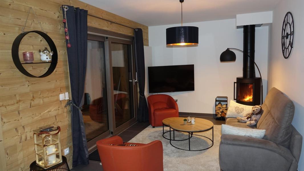 Rent in ski resort 3 room duplex apartment 7 people (1) - Résidence O ROUGE - Châtel - Living room
