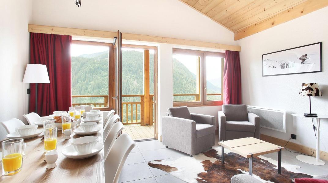 Rent in ski resort Résidence Prestige les Fermes de Châtel - Châtel - Living room