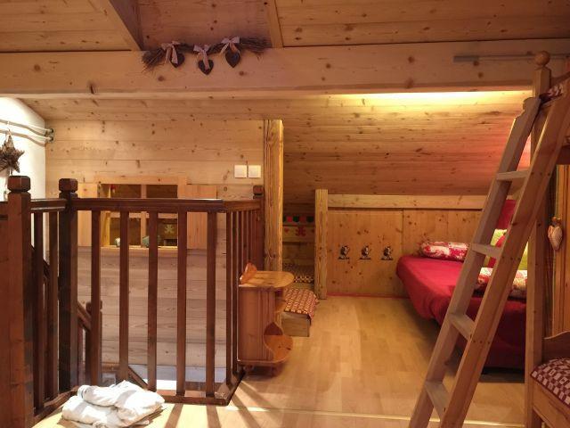 Rent in ski resort 3 room duplex apartment 6 people (YT4068) - Résidence Yéti - Châtel - Bedroom under mansard
